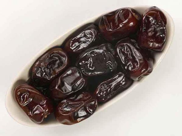 بررسی میزان کالری در خرما مضافتی