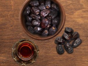 راهنمای خرید خرما: انتخاب بهترین میوههای با کیفیت به صورت بسته ای و عمده